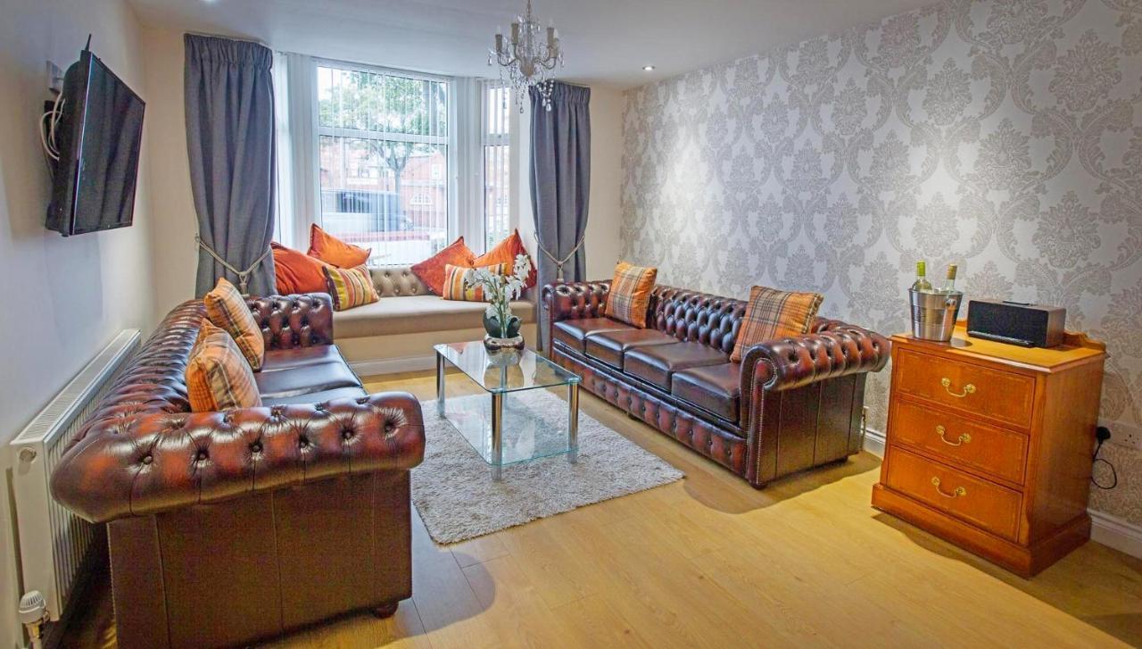 Scarborough Stays - Luxury Townhouse Ideal For Large Groups - Hot Tub Dış mekan fotoğraf